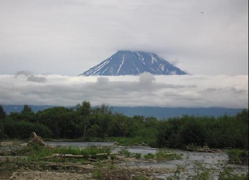 Отчёт о пеше-водном туристском походе 3-й категории сложности, проведённом по Камчатке с 3 по 31 августа 2005 г.