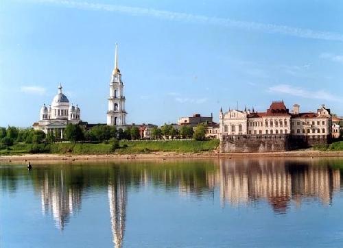 Путешествие по правому берегу реки Волга