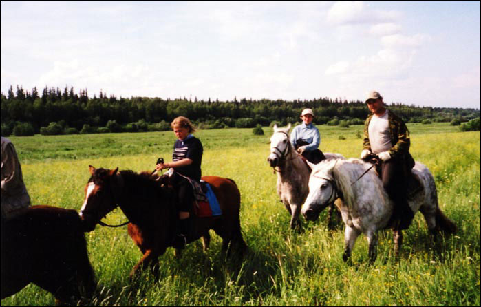 Люди и кони. Фотохроника похода по Петровской дороге