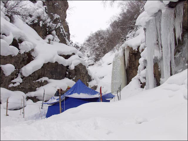 Отчет о лыжном походе 5 к.с. по Верхне-Ангарскому хребту, совершенном с 20.02. по 11.03. 2004 года