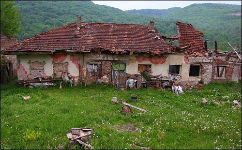 В поисках чуда. Путешествие в Сербию, Черногорию, Боснию В поисках чуда. Путешествие в Сербию, Черногорию, Боснию