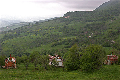В поисках чуда. Путешествие в Сербию, Черногорию, Боснию В поисках чуда. Путешествие в Сербию, Черногорию, Боснию