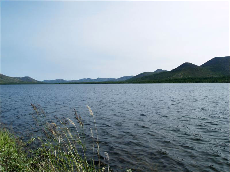 Самое крупное озеро магаданской области