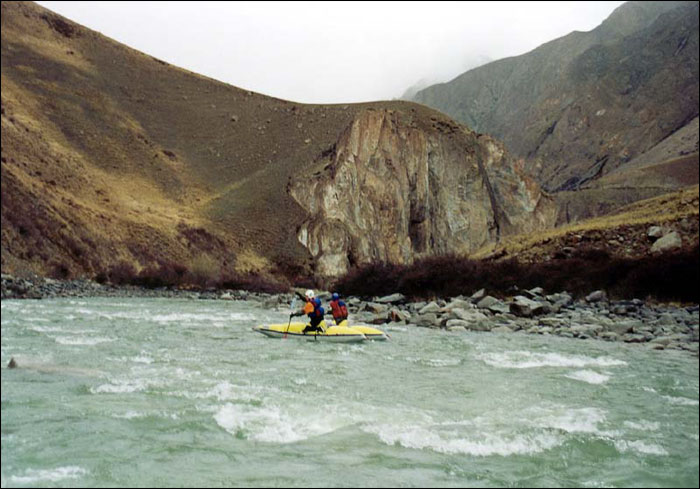 Отчет о водном туристском походе пятой категории сложности по Тянь-Шаню, совершённом группой туристов города Москвы и Московской области в период с 28 апреля по 14 мая 2006 года