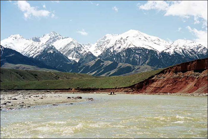 Отчет о водном туристском походе пятой категории сложности по Тянь-Шаню, совершённом группой туристов города Москвы и Московской области в период с 28 апреля по 14 мая 2006 года