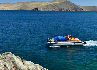 Пойти в поход (Водный туризм): Большой тур по Байкалу на двух моторных катамаранах.  