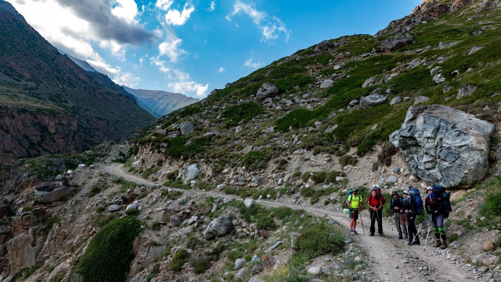 Отчёт о пешем туристском походе 3 категории сложности по Кавказу в районе Приэльбрусья, Теберды и Архыза